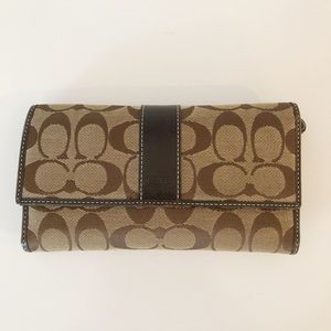Coach Signature Full Size Wallet Authentic